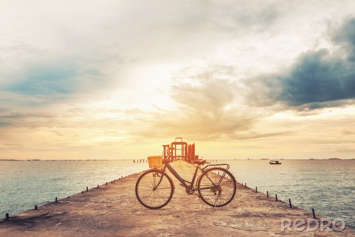 Fototapete Strand Mole und Fahrrad
