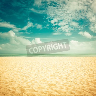 Fototapete Strand und sich mit Himmel verbindendes Meer