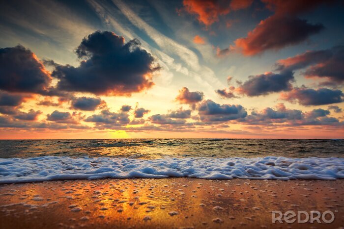 Fototapete Strand und Wellen bei Sonnenuntergang