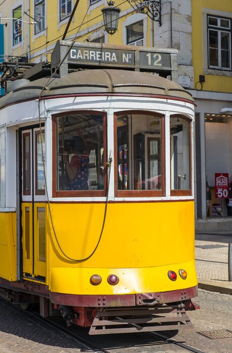 Fototapete Straßenbahn in Lissabon