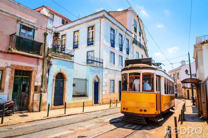 Fototapete Straßenbahn Lissabon und Häuser Vintage