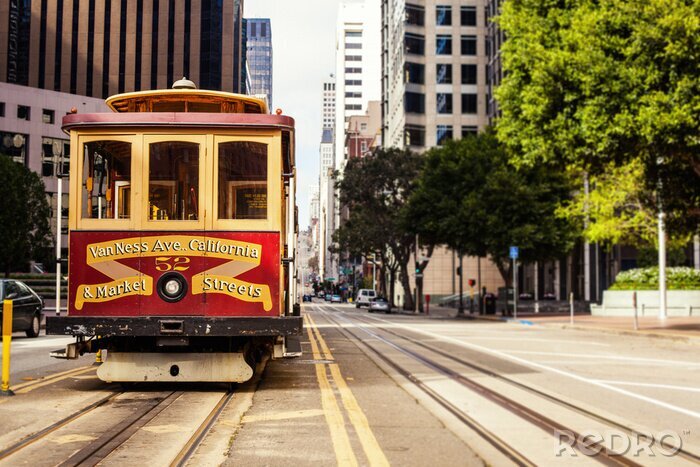 Fototapete Straßenbahnen auf der Straße von San Francisco