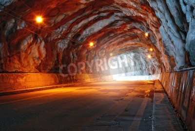 Fototapete Straßentunnel im Felsen