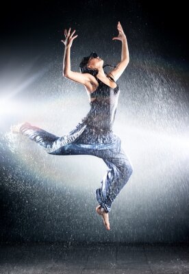 Fototapete Tänzerin im Regen
