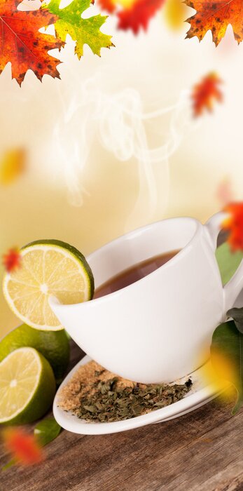 Fototapete Tasse Tee am Herbstabend