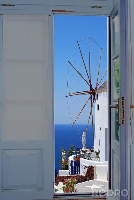 Fototapete Tür mit Blick auf Windmühle