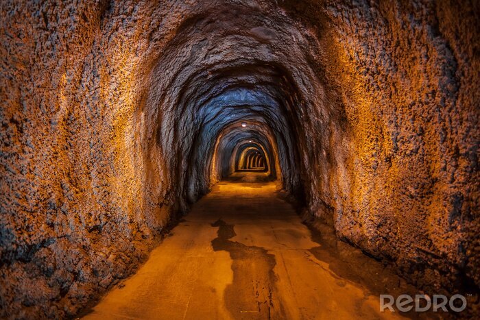 Fototapete Tunnel im Untergrund