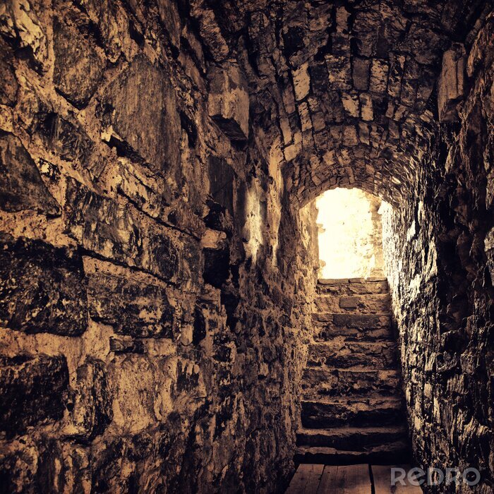 Fototapete Tunnel mit Treppe im Schloss