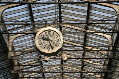 Fototapete Uhr im Pariser Bahnhof