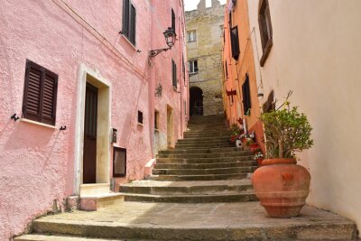 Fototapete Uliczka w Castelsardo na Sardynii