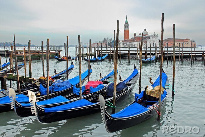 Fototapete Venedig in den dunklen wolken