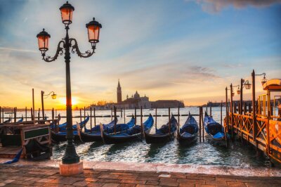Fototapete Venedig und gondeln im kanal