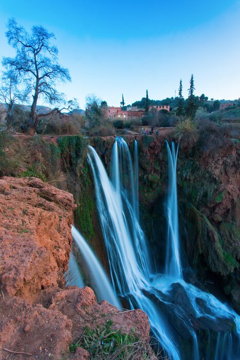 Fototapete Wasserfälle an Häusern
