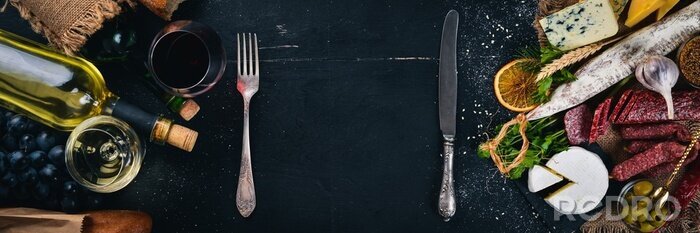 Fototapete Wein- und Speisetisch