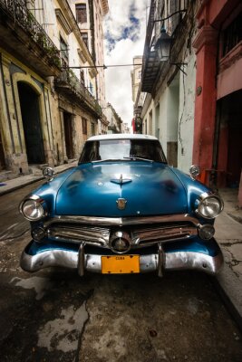 Weinlese-Fotografie der Autos auf Kuba
