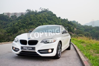 Fototapete Weißer BMW 220i