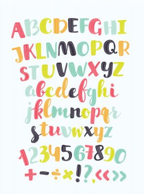 Alphabet und Zahlen in verschiedenen Farben