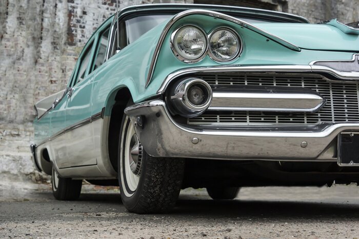 Poster Altes Auto im Blickwinkel