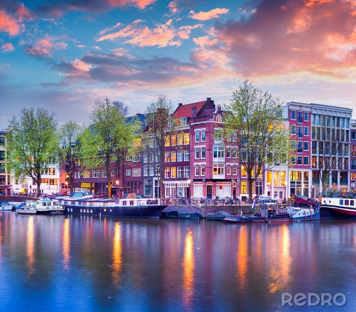 Poster Amsterdam Skyline realistisches Bild