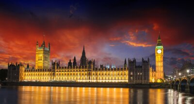 Architektur des Gebäudes Parlament in London