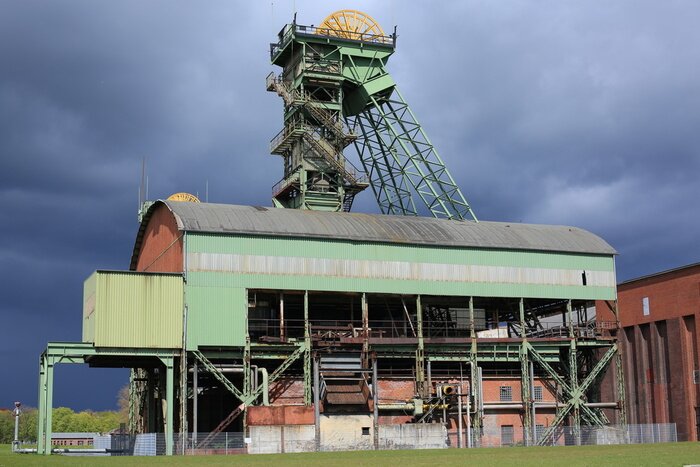 Poster Architektur eines alten Bergwerks