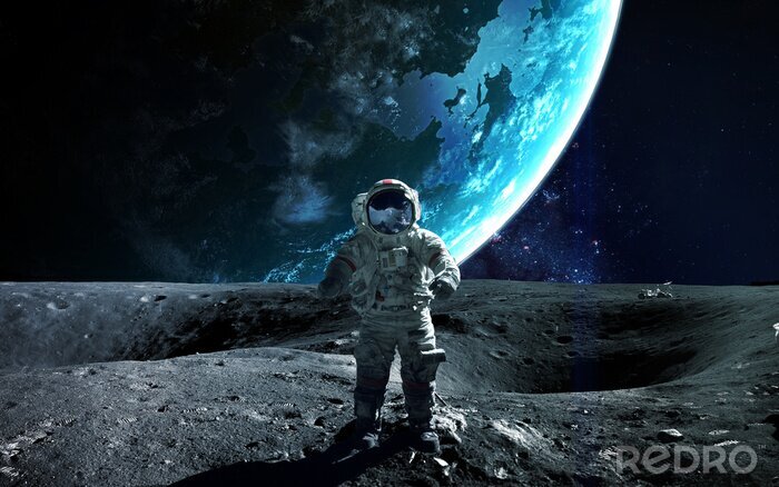 Poster Astronaut steht vor dem Erdehintergrund