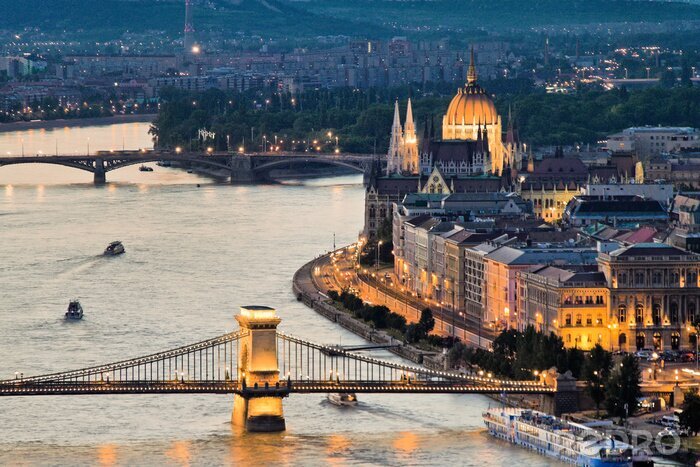 Poster Blick auf Budapest und Brücke