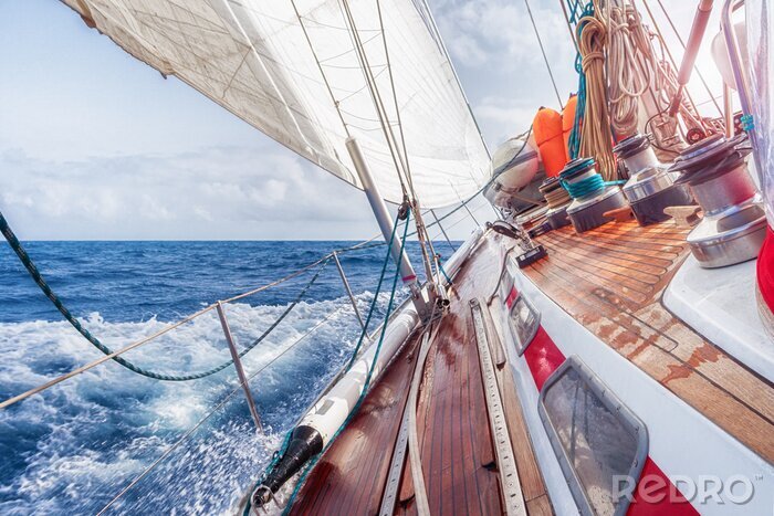 Poster Blick aufs Meer vom Deck eines Segelschiffs