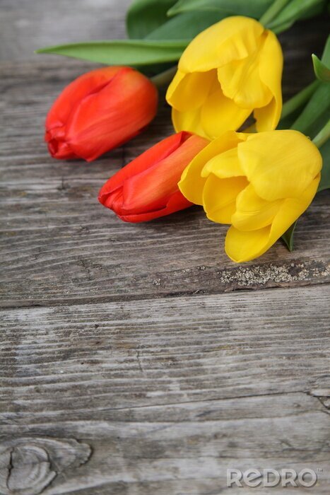 Poster Blumenstrauß am Brett platziert
