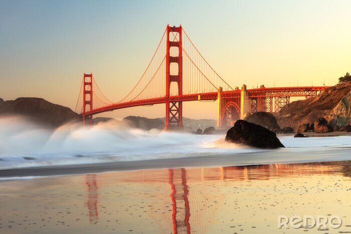 Poster Brücke im Nebel und Strand in San Francisco
