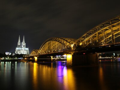 Poster Brücke in Köln bei Nacht