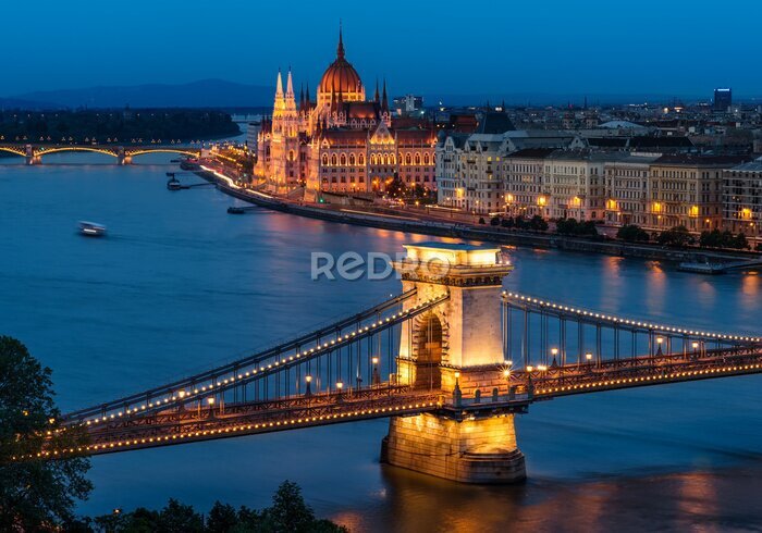 Poster Das Parlament in Budapest bei Nacht