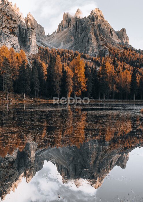 Poster Dolomiten im herbstlichen Landschaftsbild