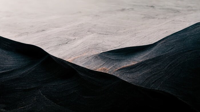 Poster Dunkle abstrakte Landschaft der Berge