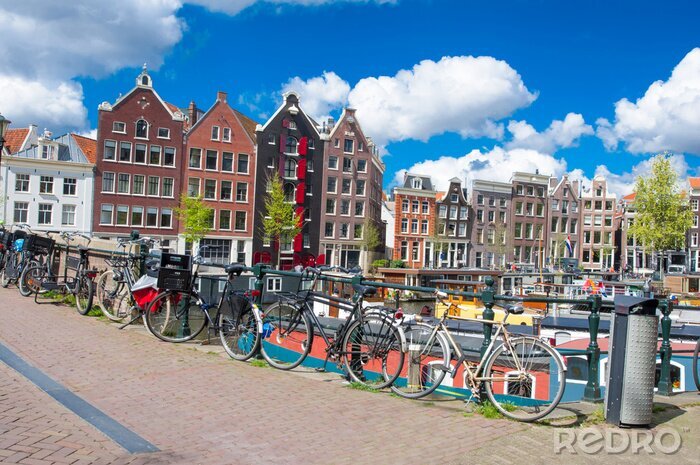Poster Fahrräder in Amsterdam am Mittag