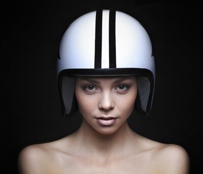 Poster Frau mit Helm