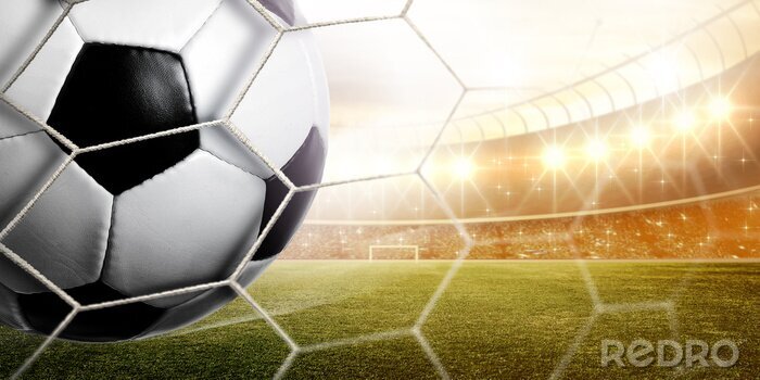 Poster Fußball auf sonnigem Fußballstadion