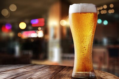 Gekühltes Bier aus dem Fass