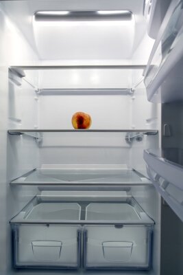 Poster Gesundes Essen Pfirsich im Kühlschrank