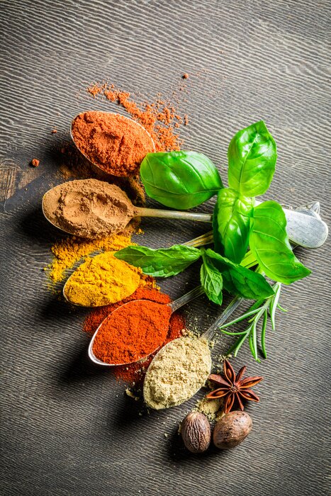 Poster Gewürze nach Farben angeordnet