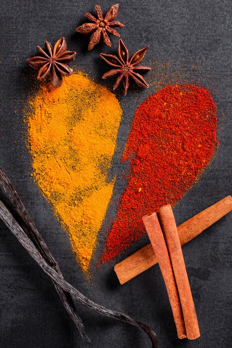 Poster Gewürze neben der Herzform angeordnet