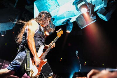 Poster Gitarrist einer Rockband