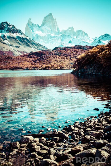 Poster Herbstliche Berglandschaft in Patagonien
