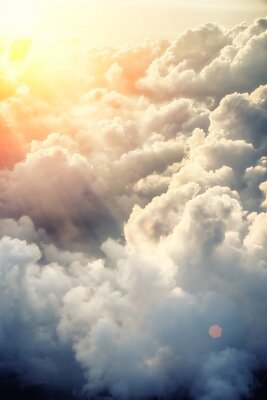 Himmel Wolken leuchtete auf