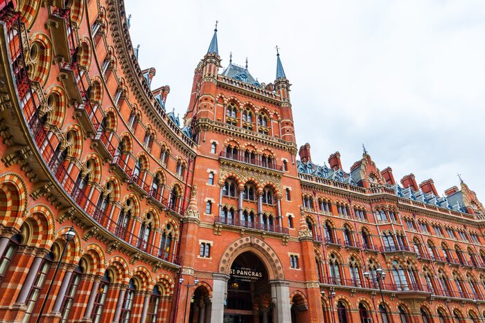 Poster Historisches Gebäude des Bahnhofs in London