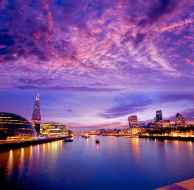 Poster London in der lila Sonne
