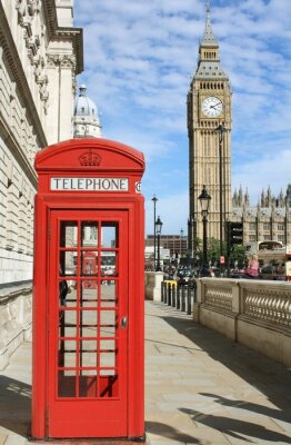 Poster Londoner Straßenansicht mit einer Telefonzelle