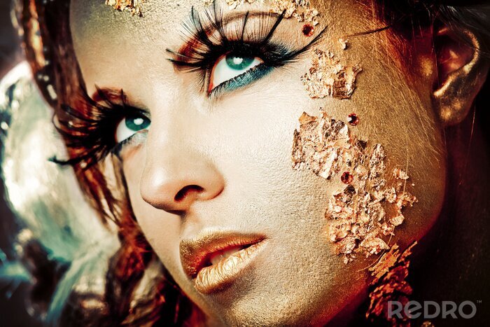 Poster Mädchen mit goldenem Make-up