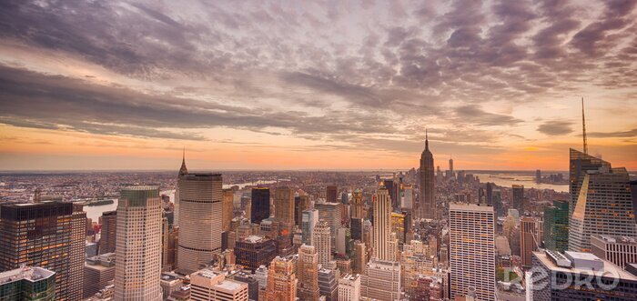 Poster Panorama von New York City bei Sonnenaufgang