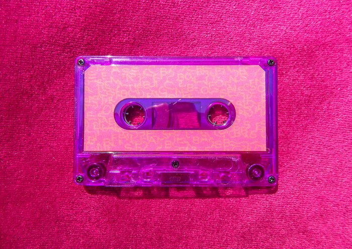 Poster Rosa Kassette mit Popmusik